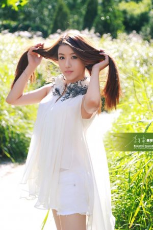 阴部上面毛毛的地方肉太多