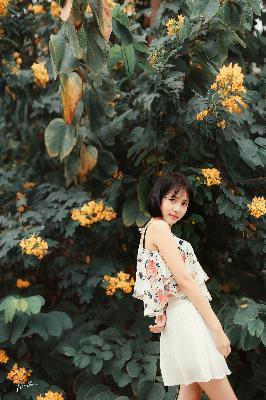 她在丈夫面前被耍了