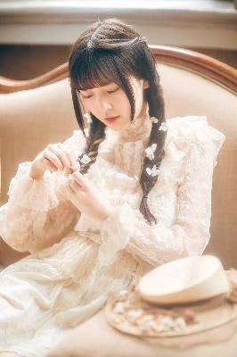 三人闺蜜名一男二女